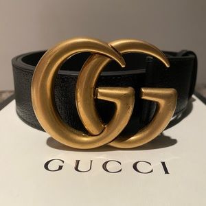 REAL Gucci Belt. Black belt with gold GG. Size 85